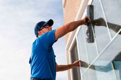 Как поддерживать чистоту окон между мойками